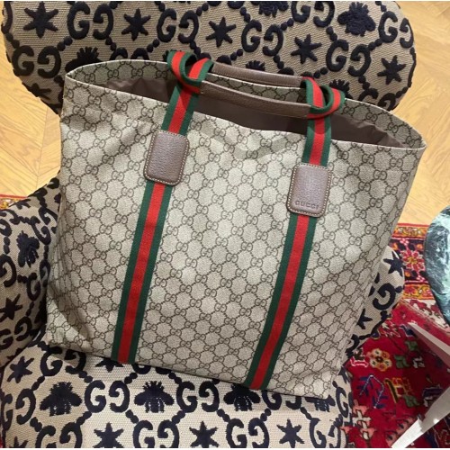 High quality fashion portable Tote bag size:35*28cm Free shipping 