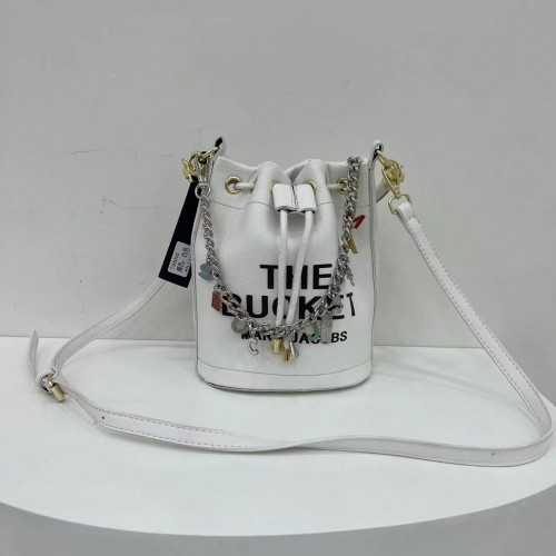 bucket bag with Chain woman Fashion bag free USPS shipping size:22*16cm