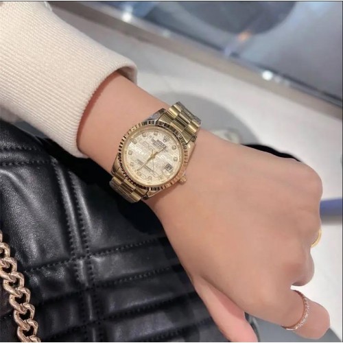 Fashion quartz couple watch with box Free shipping