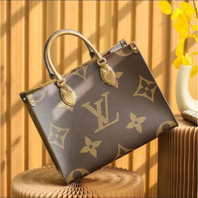 wholesale fashion Tote bag size 35* 28*13cm Free shipping  