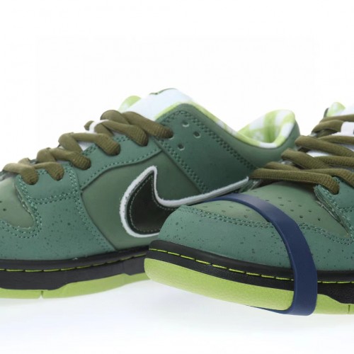 NIKE Concepts x Nike Dunk Low